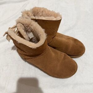 UGG Tan Bow Boots with Cozy Lining